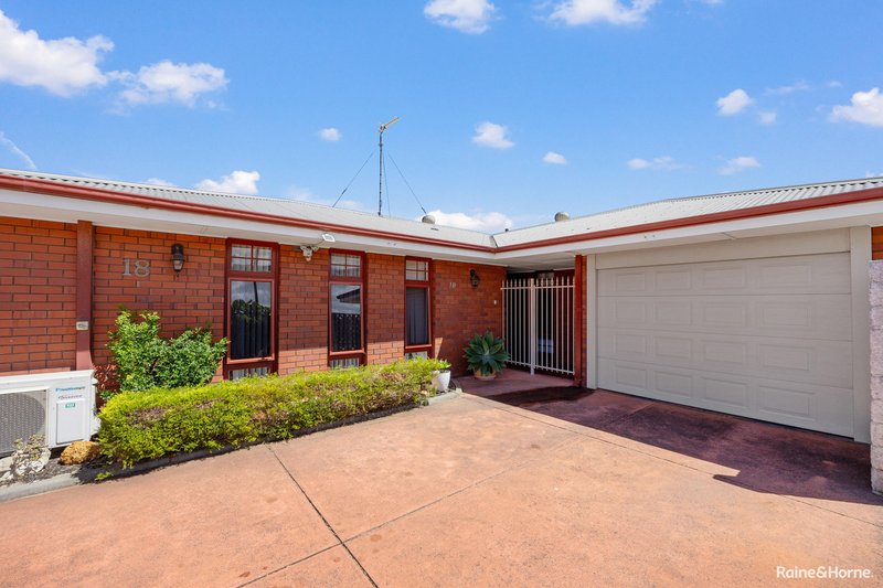 Photo - 18 Dunstan Street, South Bunbury WA 6230 - Image 4