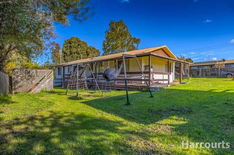 Photo - 18 Eastern Avenue, Newborough VIC 3825 - Image 13