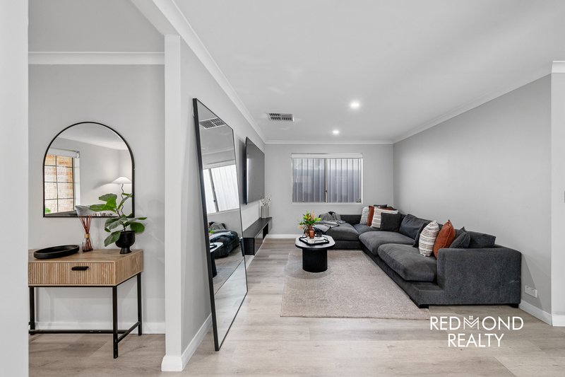 Photo - 18 Eastleigh Loop, Currambine WA 6028 - Image 9
