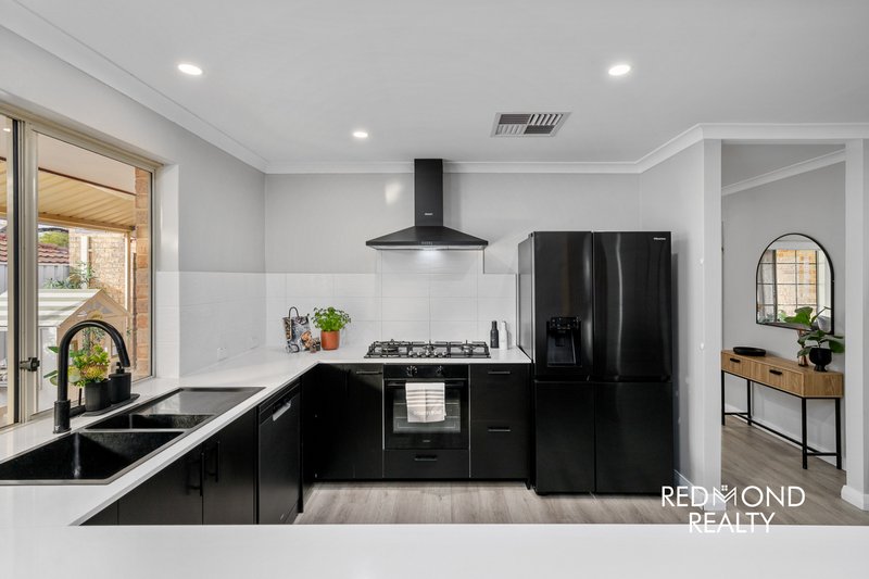 Photo - 18 Eastleigh Loop, Currambine WA 6028 - Image 15