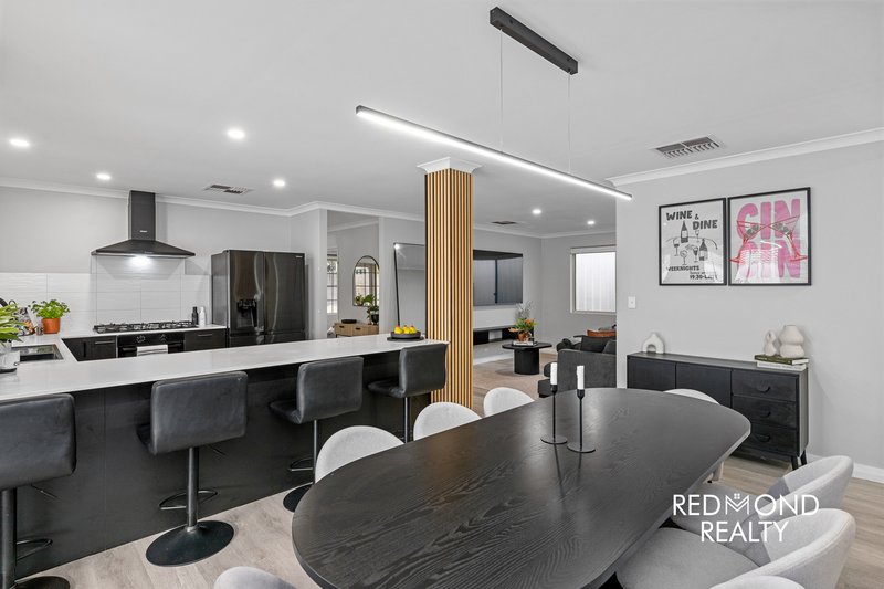 Photo - 18 Eastleigh Loop, Currambine WA 6028 - Image 19