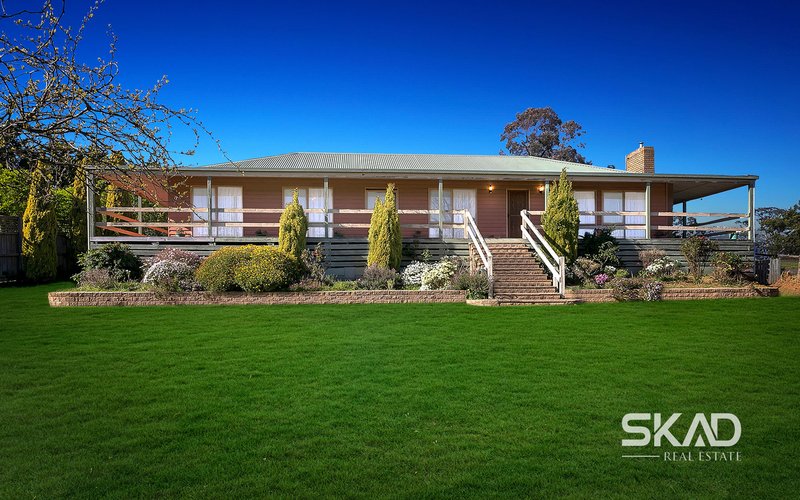 Photo - 18 Eden Place, Wallan VIC 3756 - Image 3