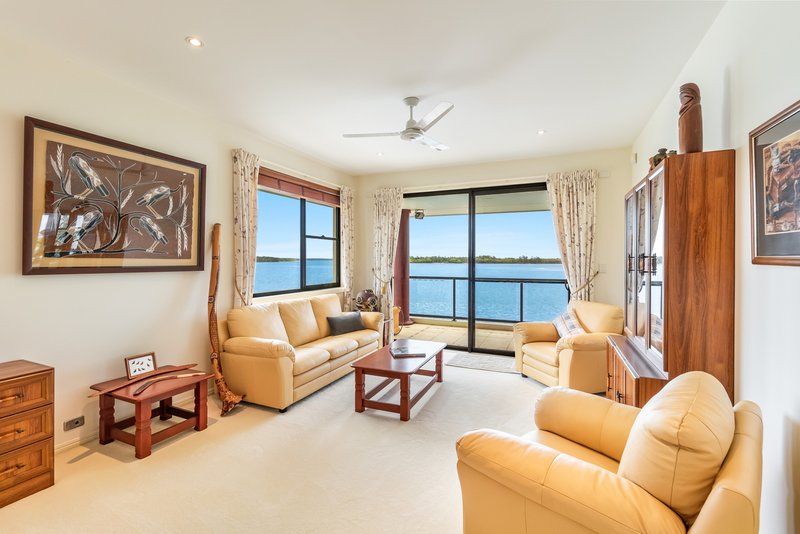 Photo - 18 Edgewater Close, Yamba NSW 2464 - Image 9