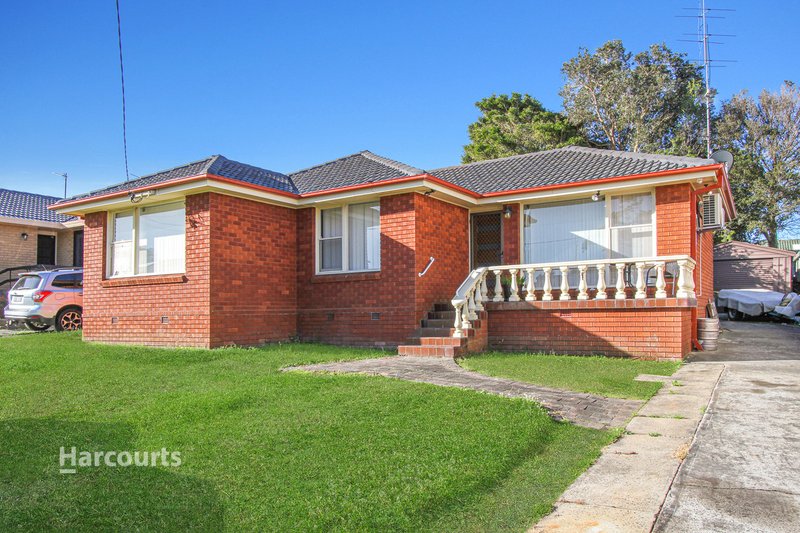 Photo - 18 Edgeworth Avenue, Kanahooka NSW 2530 - Image 1