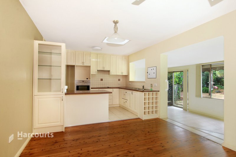 Photo - 18 Edgeworth Avenue, Kanahooka NSW 2530 - Image 7