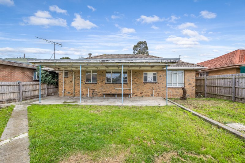 Photo - 18 Edmondson Street, Lalor VIC 3075 - Image 8