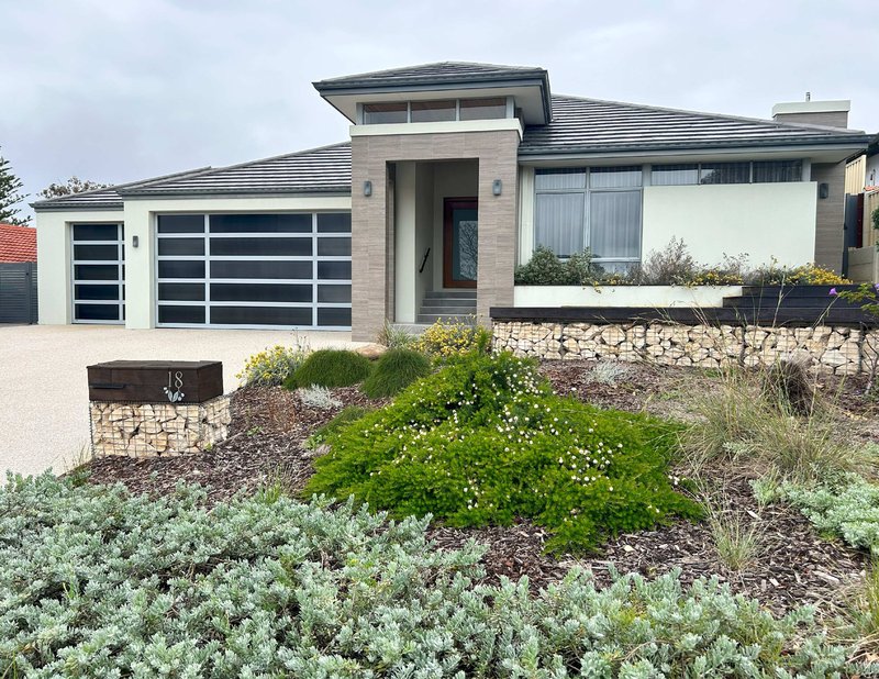 Photo - 18 Edward Street, Sorrento WA 6020 - Image