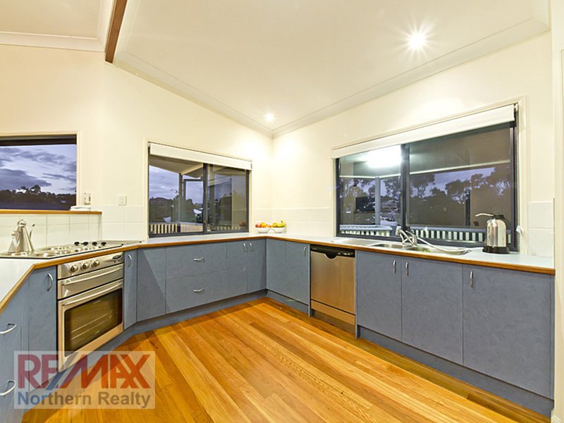 Photo - 18 Elderberry Court, Eatons Hill QLD 4037 - Image 5