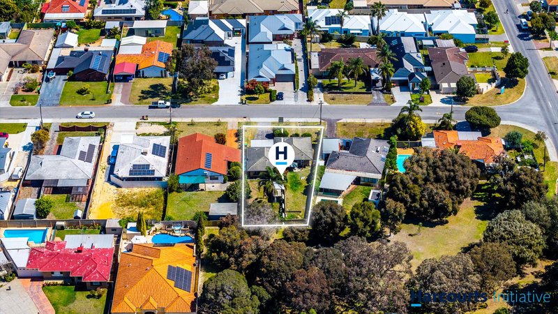 Photo - 18 Eldon Street, Dianella WA 6059 - Image 3