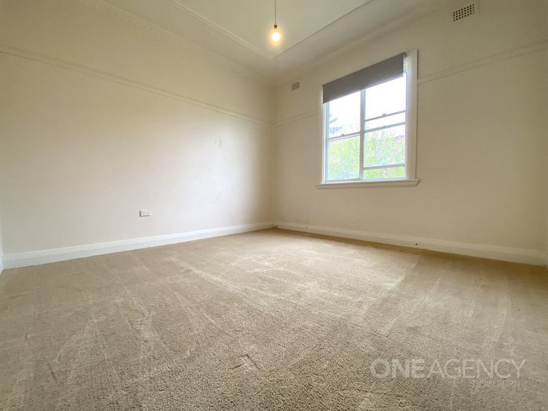 Photo - 18 Eleanor Street, Goulburn NSW 2580 - Image 5