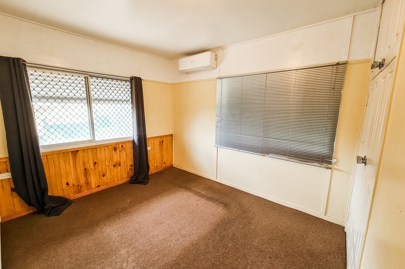 Photo - 18 Eleventh Avenue, Mount Isa QLD 4825 - Image 7