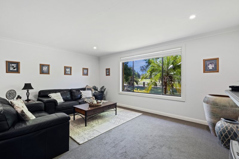 Photo - 18 Elizabeth Avenue, Raymond Terrace NSW 2324 - Image 5