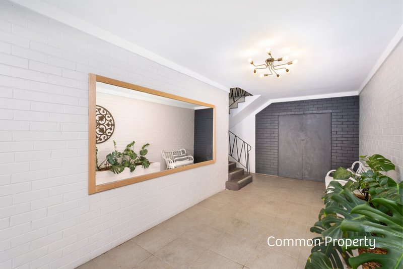 Photo - 1/8 Elizabeth Parade, Lane Cove NSW 2066 - Image 6