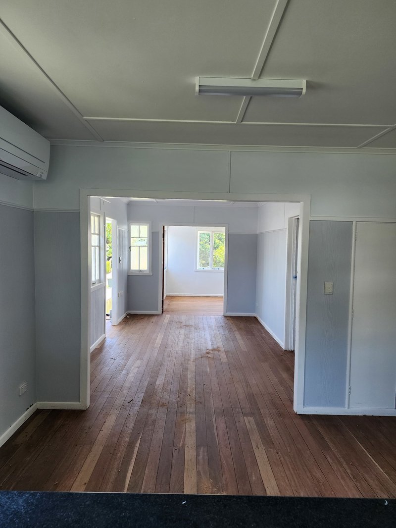 Photo - 18 Ellen Street, Woody Point QLD 4019 - Image 6