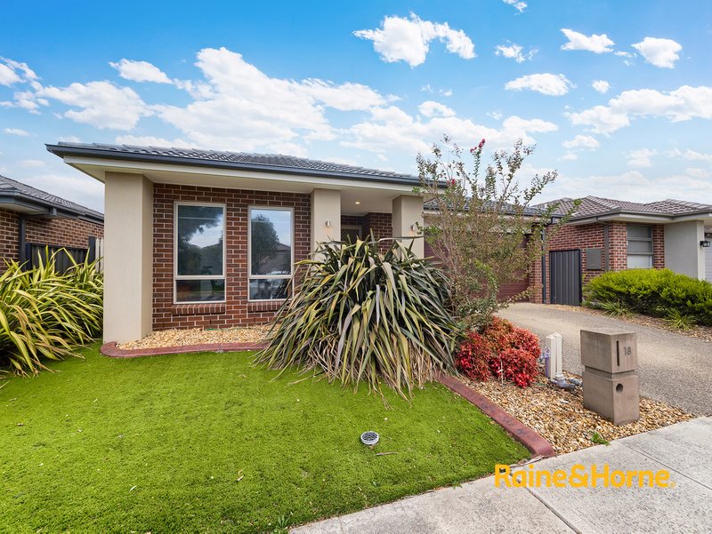 Photo - 18 Elodea Way, Cranbourne North VIC 3977 - Image 26