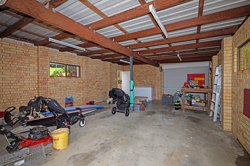 Photo - 18 Elva Court, Glenella QLD 4740 - Image 20