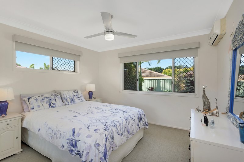 Photo - 1/8 Elwood Court, Burleigh Waters QLD 4220 - Image 10