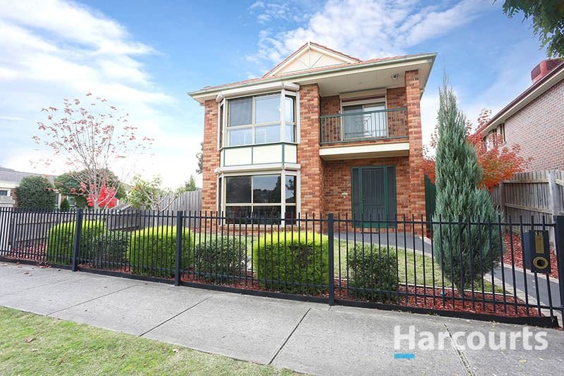 18 Elysee Avenue, South Morang VIC 3752