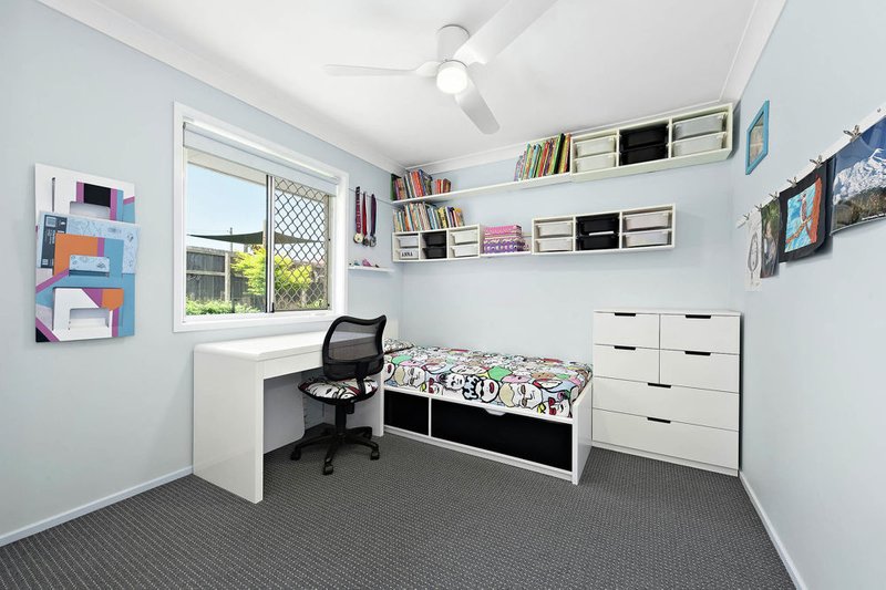 Photo - 18 Embassy Street, Deception Bay QLD 4508 - Image 13