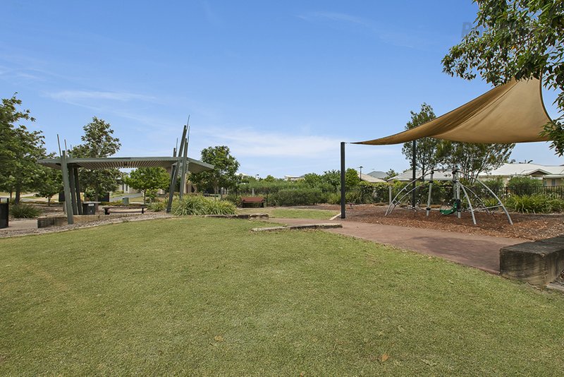 Photo - 1/8 Emirates Street, North Lakes QLD 4509 - Image 12