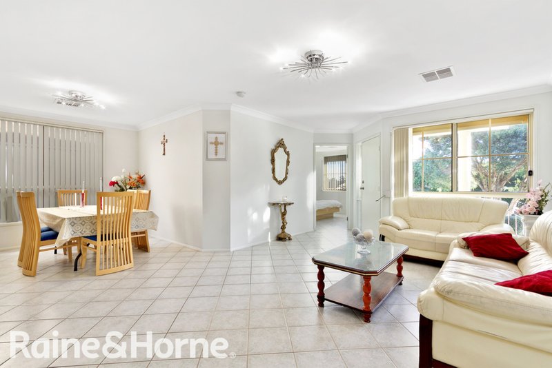 Photo - 18 Emmanuel Terrace, Glenwood NSW 2768 - Image 2