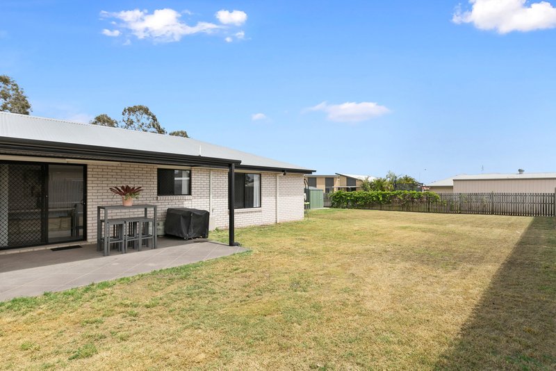 Photo - 18 Empire Circuit, Dundowran QLD 4655 - Image 16