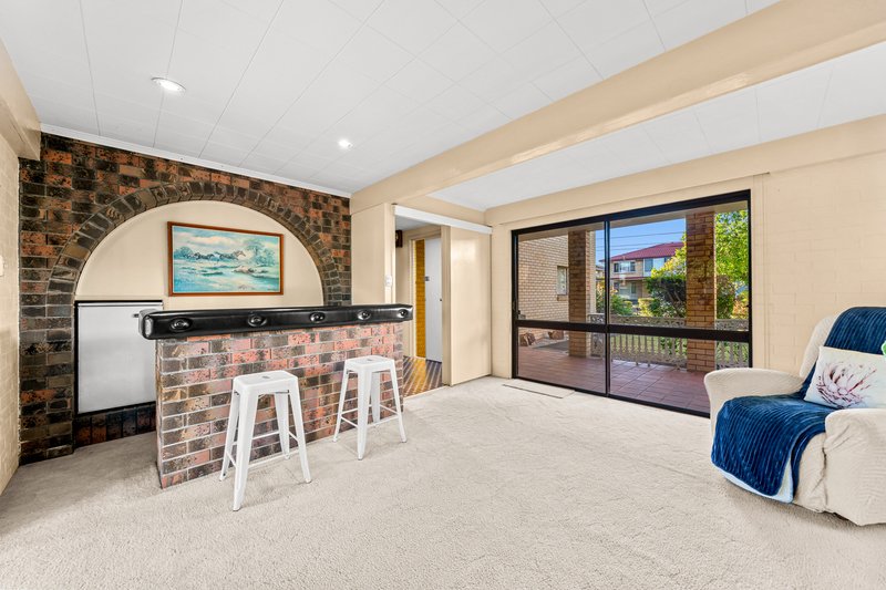 Photo - 18 Epsom Street, Macgregor QLD 4109 - Image 8