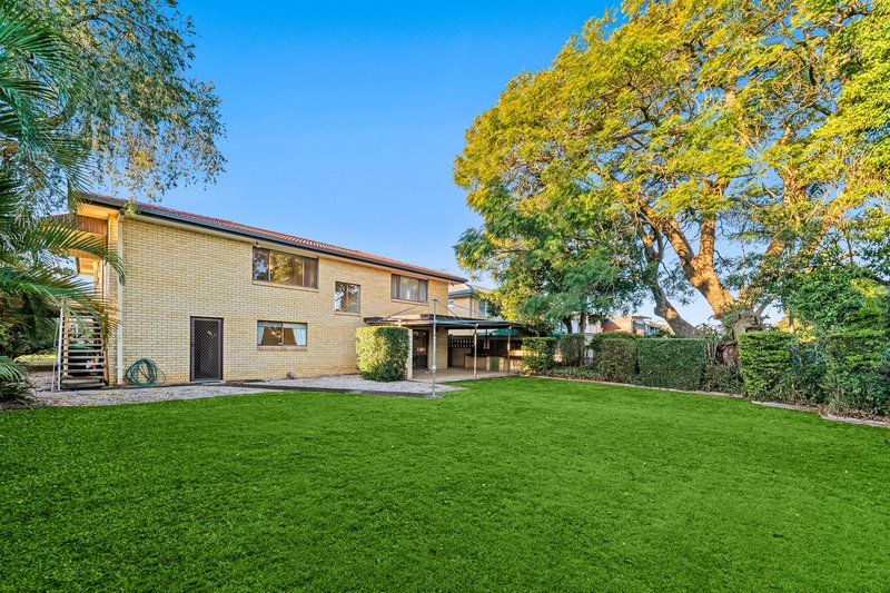 Photo - 18 Epsom Street, Macgregor QLD 4109 - Image 17