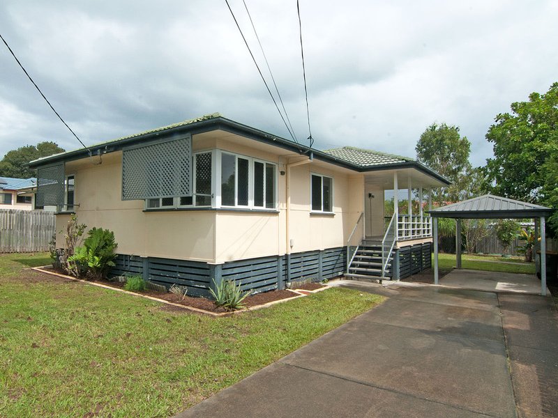 Photo - 18 Ettarre Street, Bracken Ridge QLD 4017 - Image 2