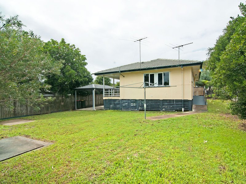 Photo - 18 Ettarre Street, Bracken Ridge QLD 4017 - Image 18