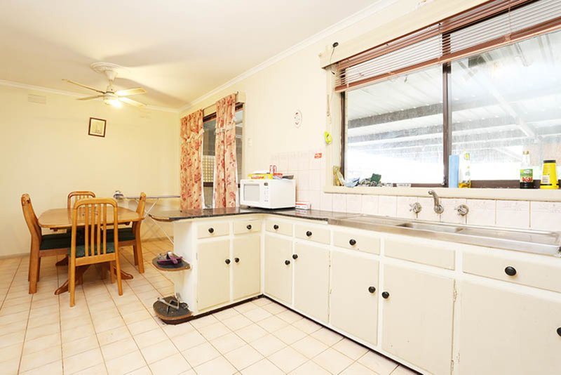 Photo - 18 Eucra Street, Glenroy VIC 3046 - Image 6