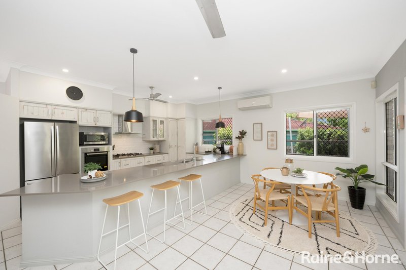 Photo - 18 Eureka Crescent, Kirwan QLD 4817 - Image 2