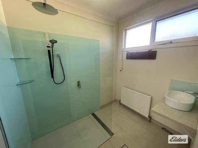 Photo - 18 Evans Street, Wollongong NSW 2500 - Image 6