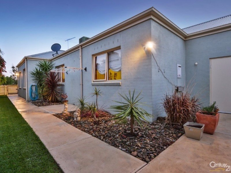 Photo - 18 Eventide Rise, Pakenham VIC 3810 - Image 22