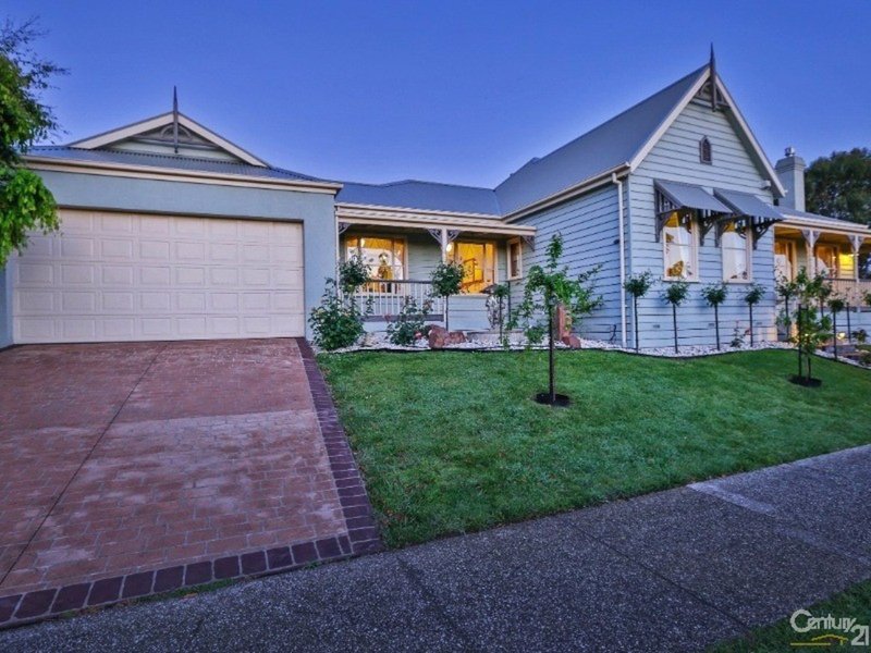 Photo - 18 Eventide Rise, Pakenham VIC 3810 - Image 26