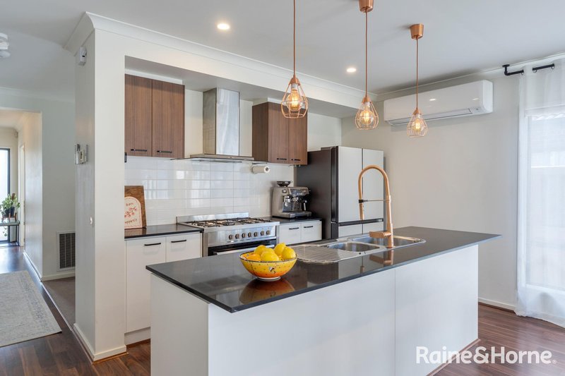 Photo - 18 Fairfield Crescent, Diggers Rest VIC 3427 - Image 7