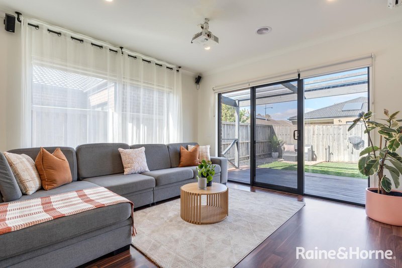 Photo - 18 Fairfield Crescent, Diggers Rest VIC 3427 - Image 15