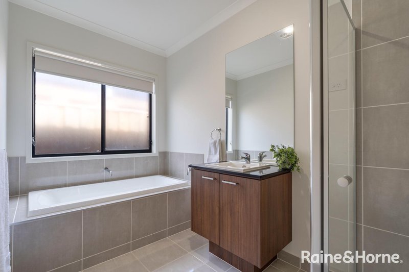 Photo - 18 Fairfield Crescent, Diggers Rest VIC 3427 - Image 22