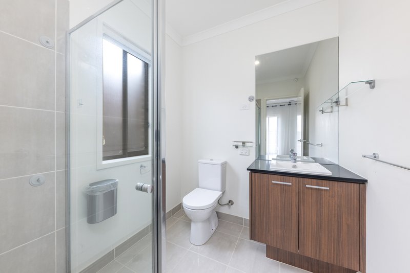 Photo - 18 Fairfield Crescent, Diggers Rest VIC 3427 - Image 6
