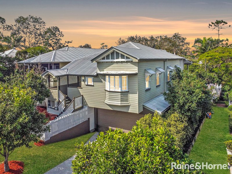 18 Fairley Street, Indooroopilly QLD 4068