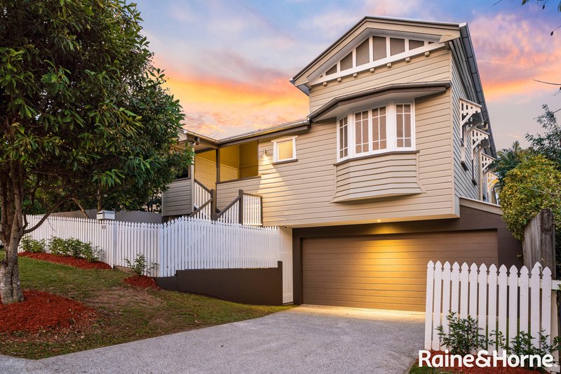 Photo - 18 Fairley Street, Indooroopilly QLD 4068 - Image 25