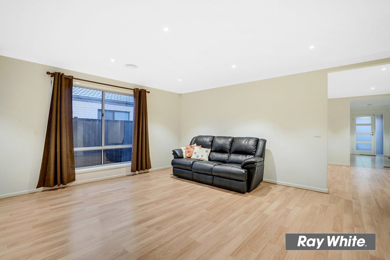 Photo - 18 Fenton Court, Truganina VIC 3029 - Image 7