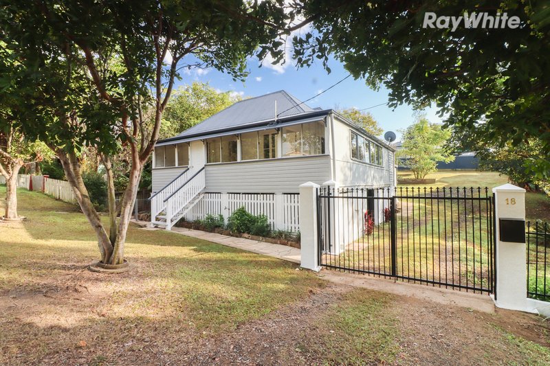 Photo - 18 Ferguson Street, North Ipswich QLD 4305 - Image 20