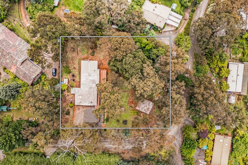 Photo - 18 Fern Gully Road, Cockatoo VIC 3781 - Image 2