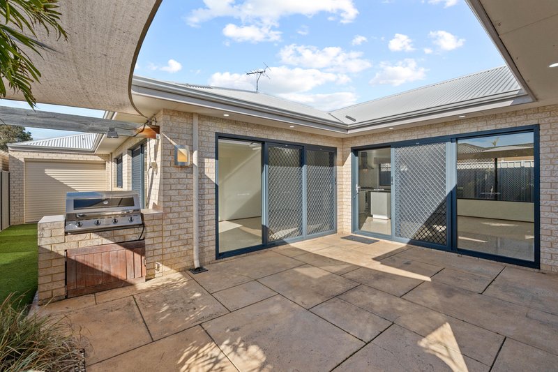 Photo - 18 Ferndown Corner, Wellard WA 6170 - Image 33