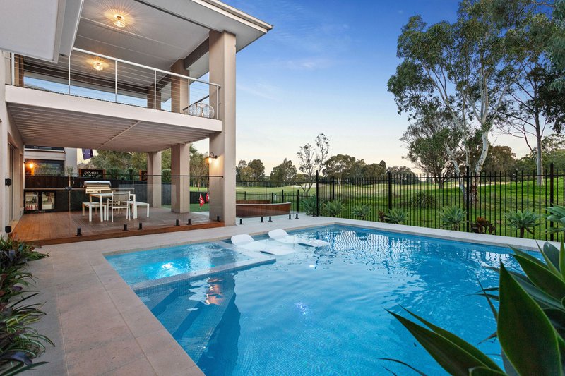Photo - 18 Ferrier Close, Sandhurst VIC 3977 - Image 5