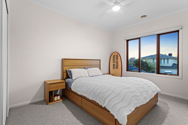 Photo - 18 Ferrier Close, Sandhurst VIC 3977 - Image 28