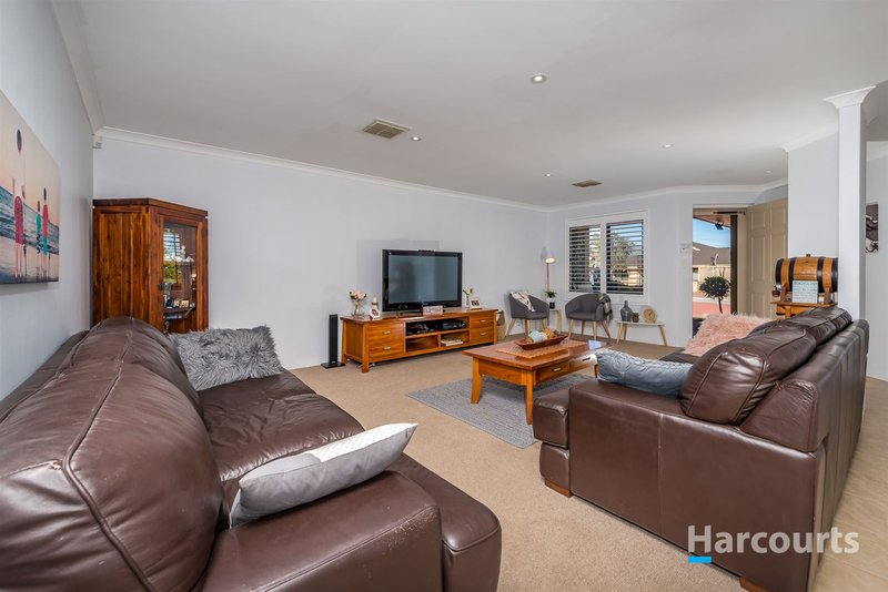 Photo - 18 Ferry Way, Quinns Rocks WA 6030 - Image 3