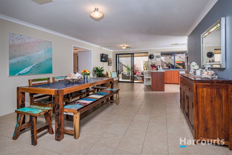 Photo - 18 Ferry Way, Quinns Rocks WA 6030 - Image 5