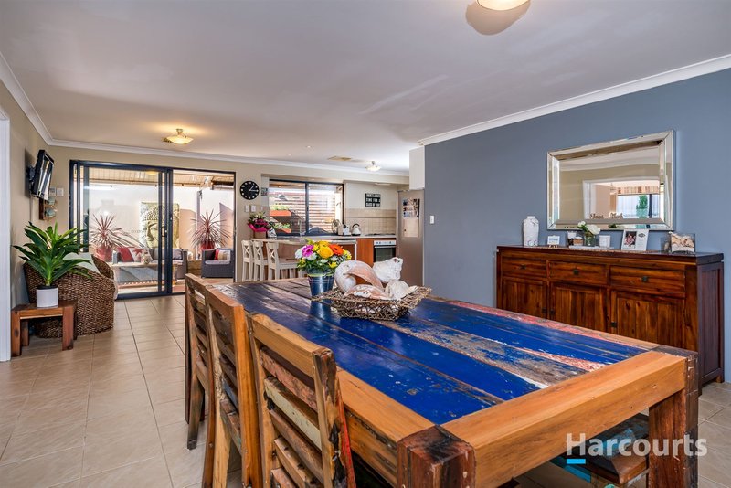 Photo - 18 Ferry Way, Quinns Rocks WA 6030 - Image 6